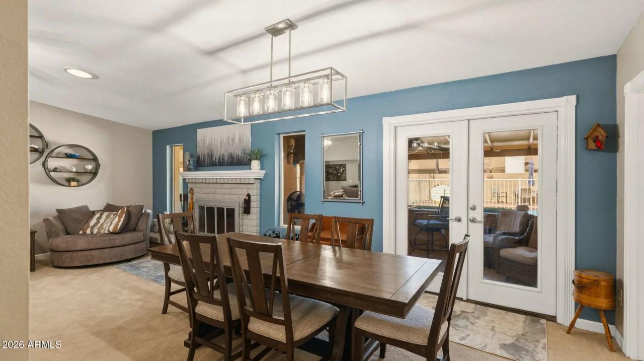 Real Estate Picture 14