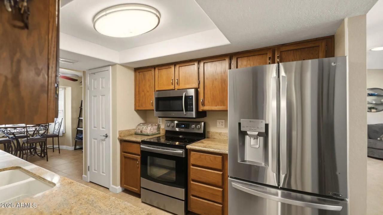 Real Estate Picture 17