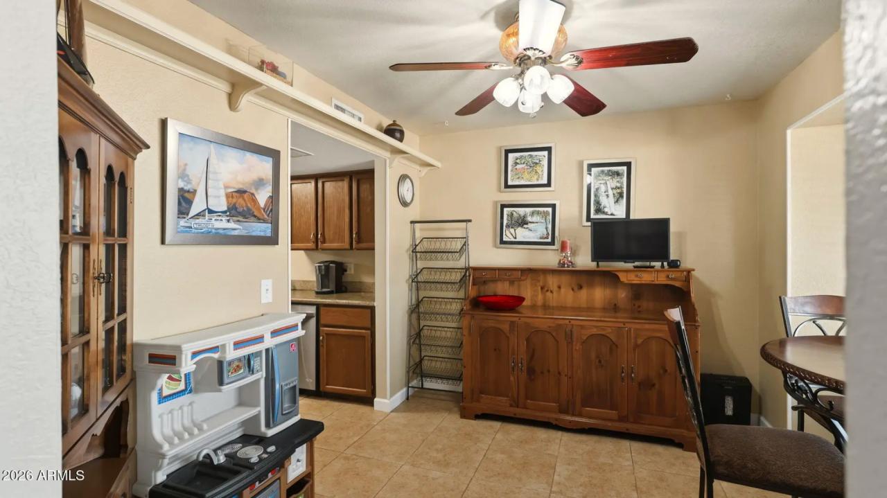 Real Estate Picture 21
