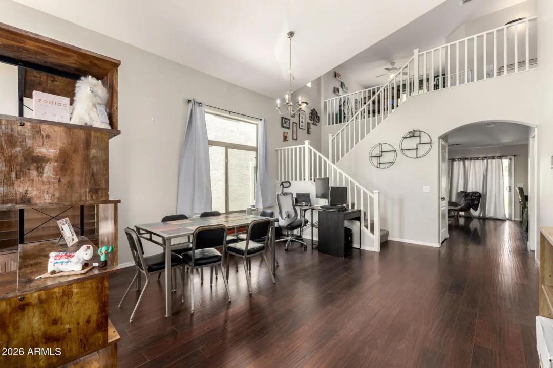 Real Estate Picture 2