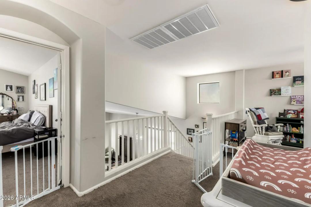 Real Estate Picture 19