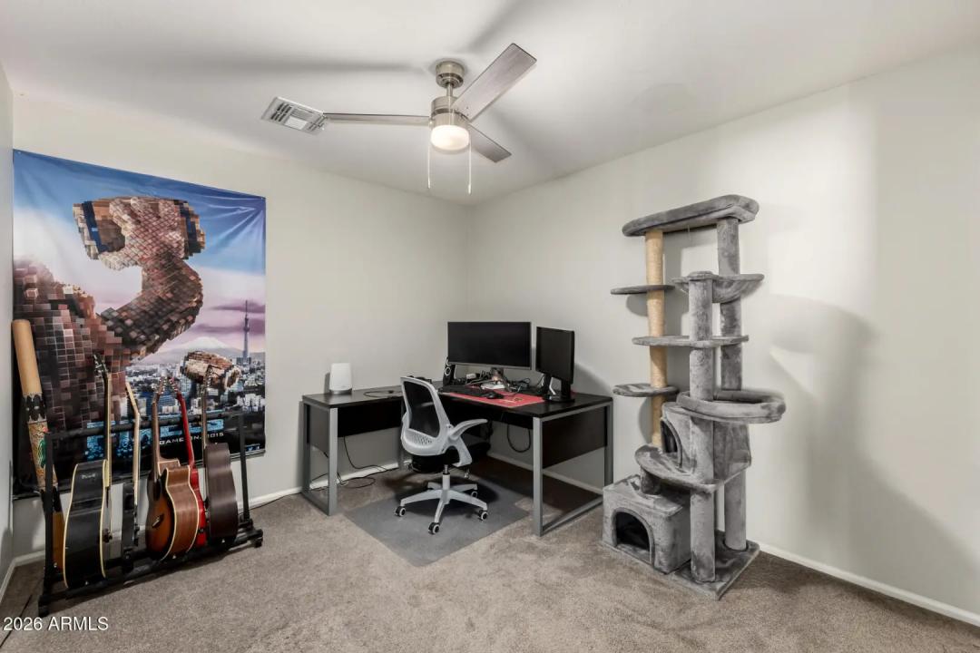 Real Estate Picture 20