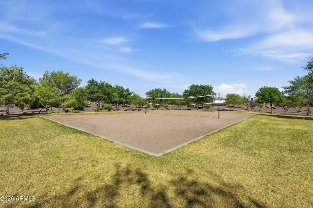 Real Estate Picture 40