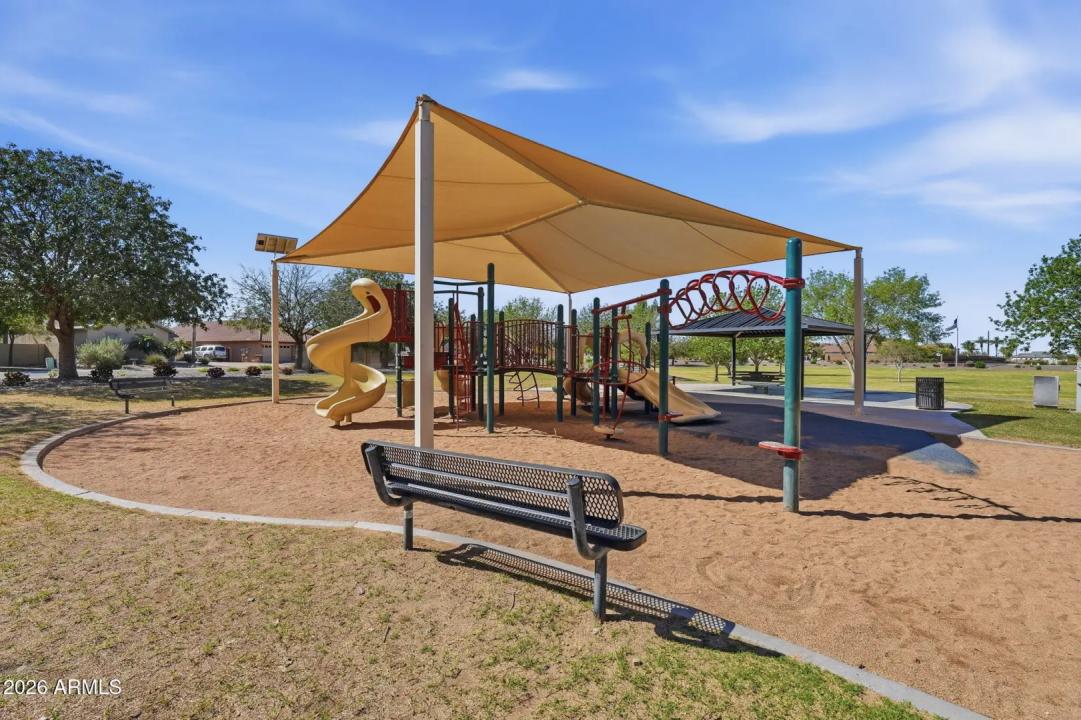 Real Estate Picture 44