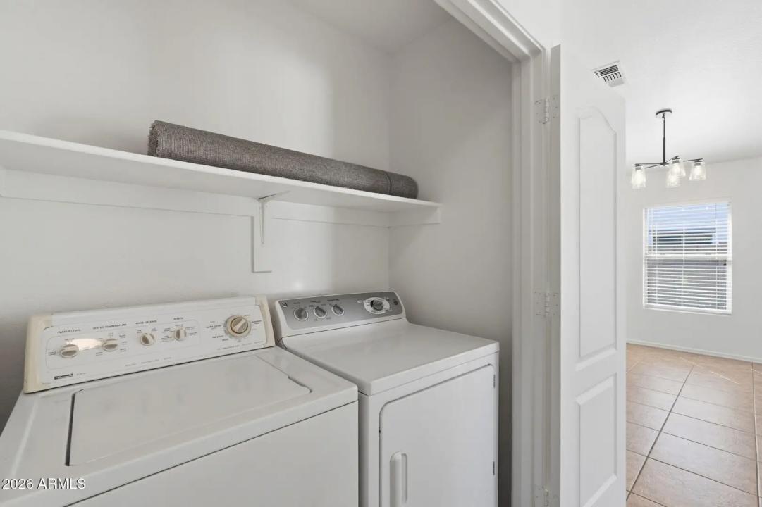 Real Estate Picture 29