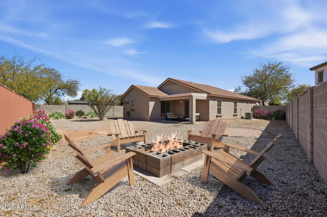 Real Estate Picture 32