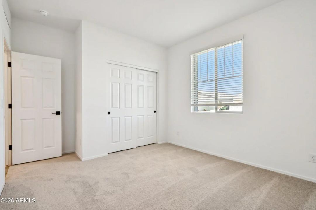 Real Estate Picture 25