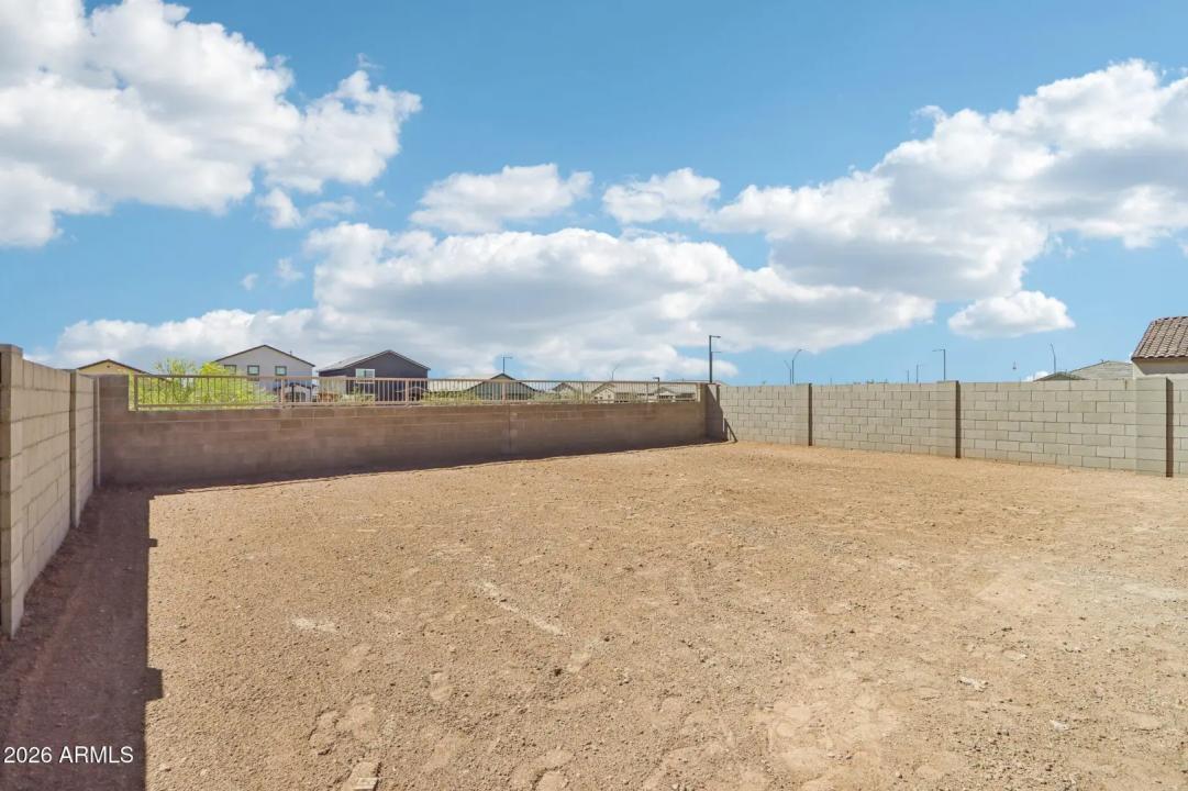 Real Estate Picture 27