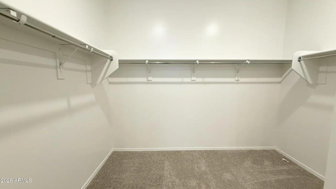 Real Estate Picture 9