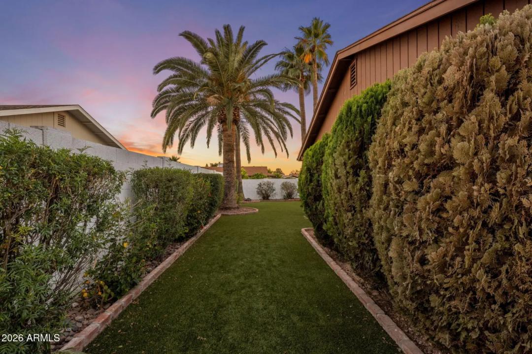 Real Estate Picture 29