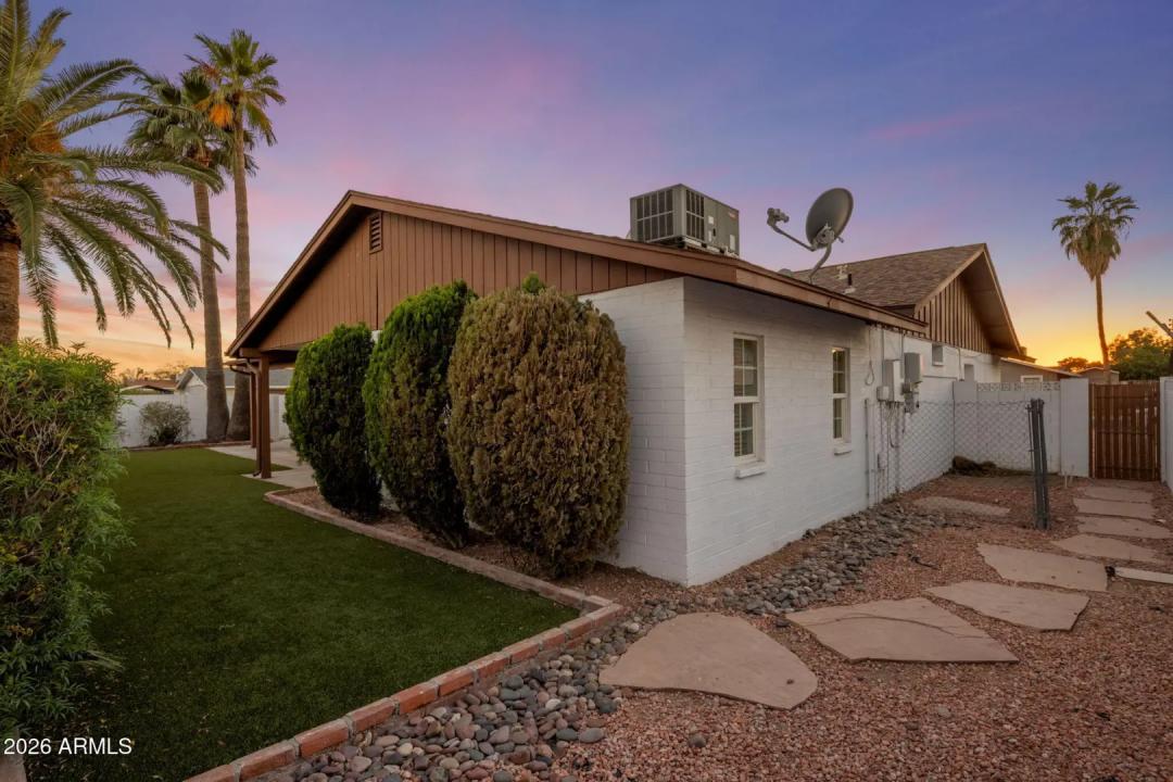 Real Estate Picture 32