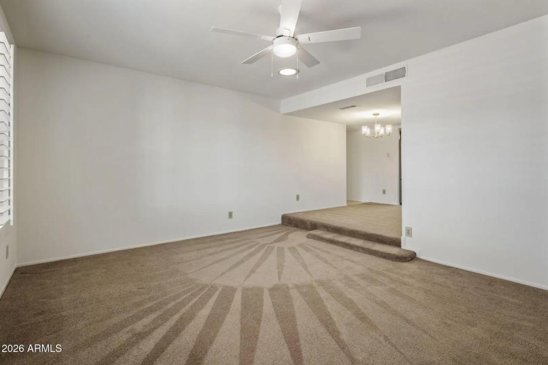 Real Estate Picture 7