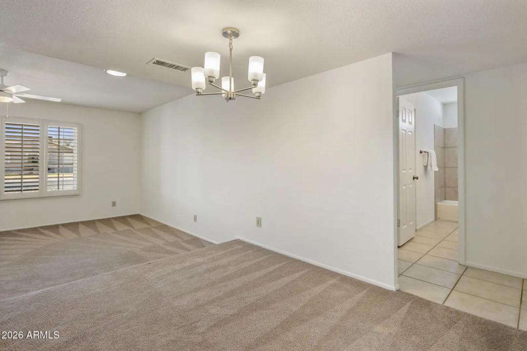 Real Estate Picture 18