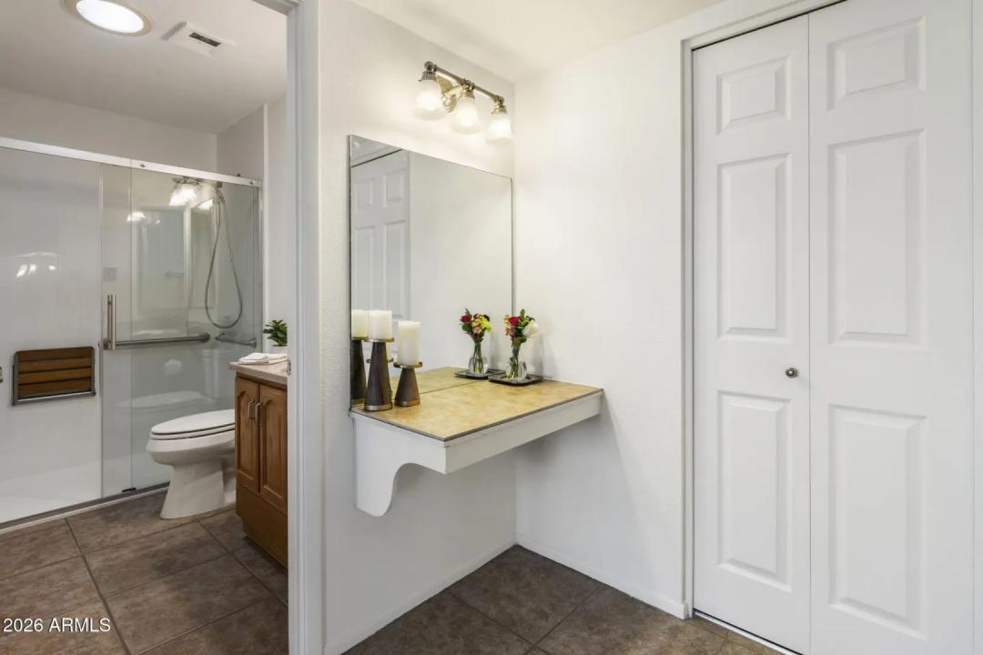 Real Estate Picture 20