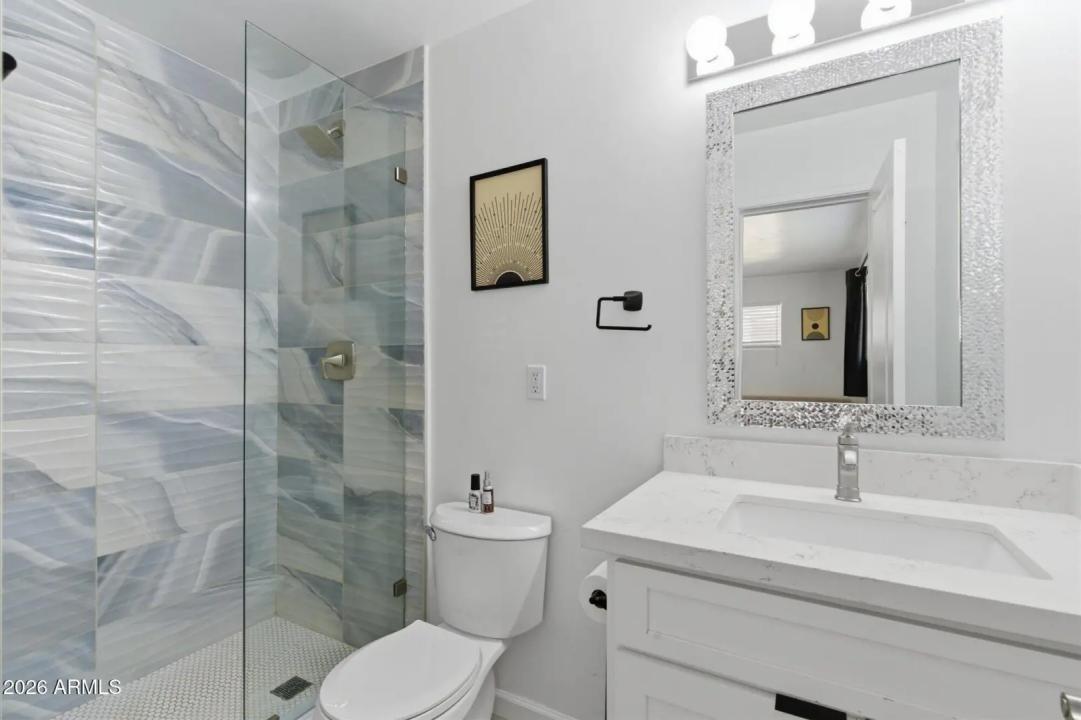 Real Estate Picture 15