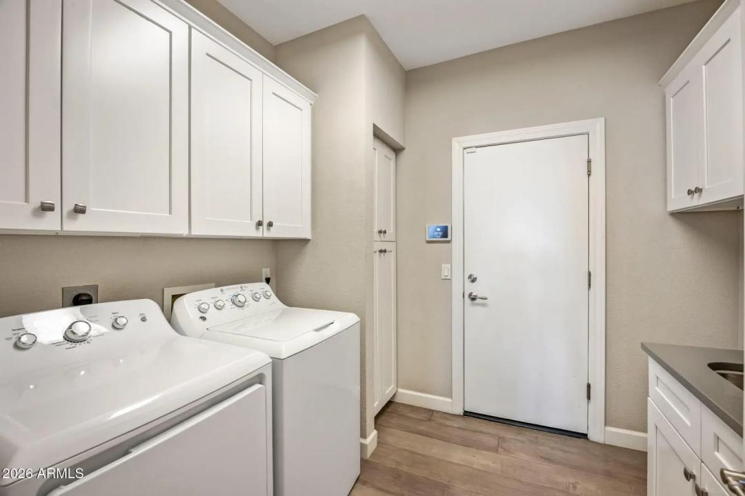 Real Estate Picture 29