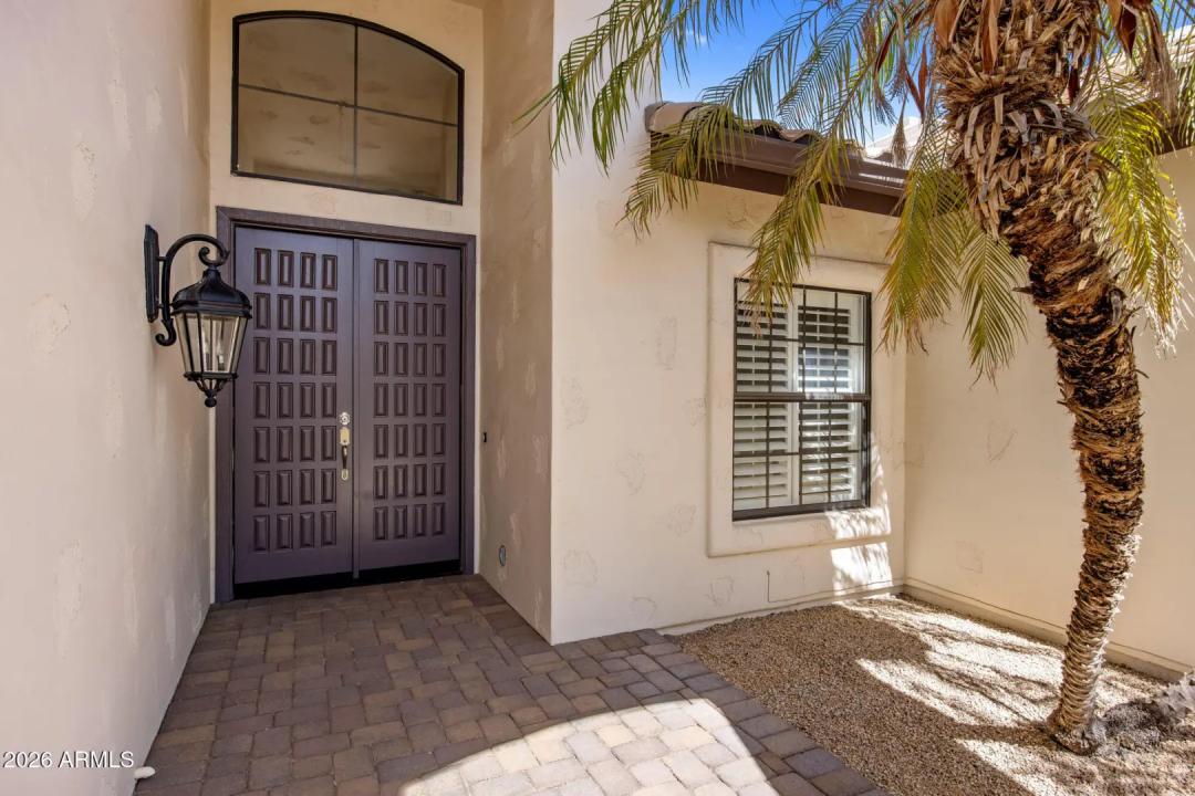 Real Estate Picture 9