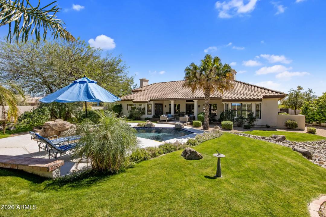 Real Estate Picture 1