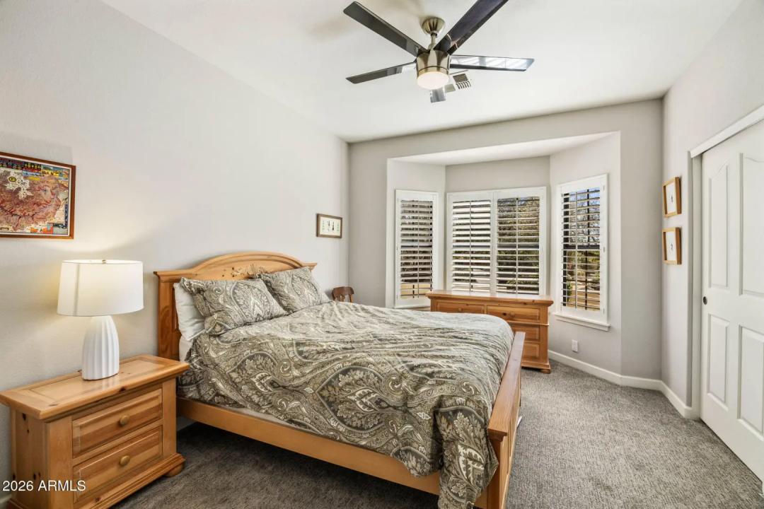 Real Estate Picture 25