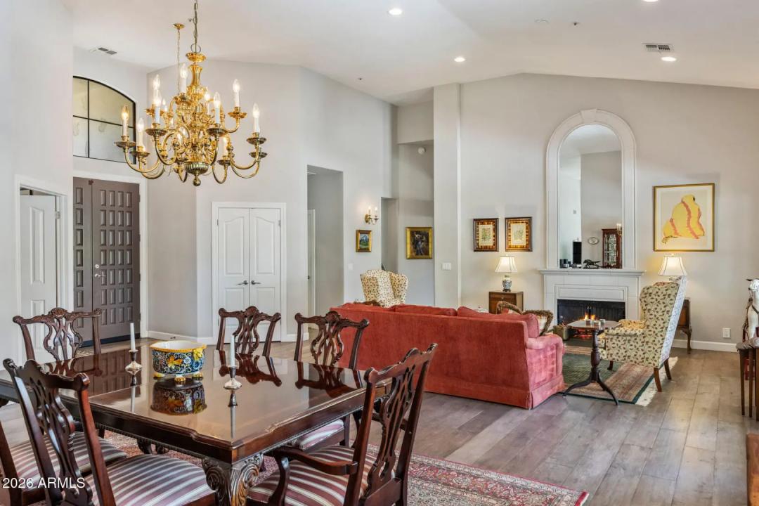 Real Estate Picture 10