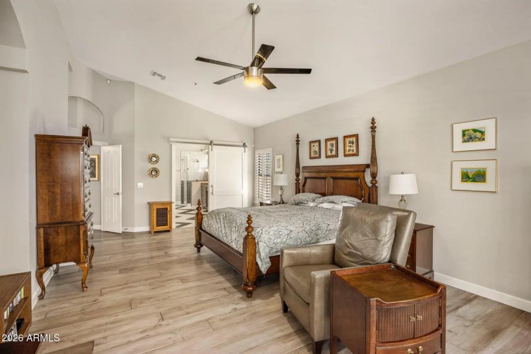 Real Estate Picture 20