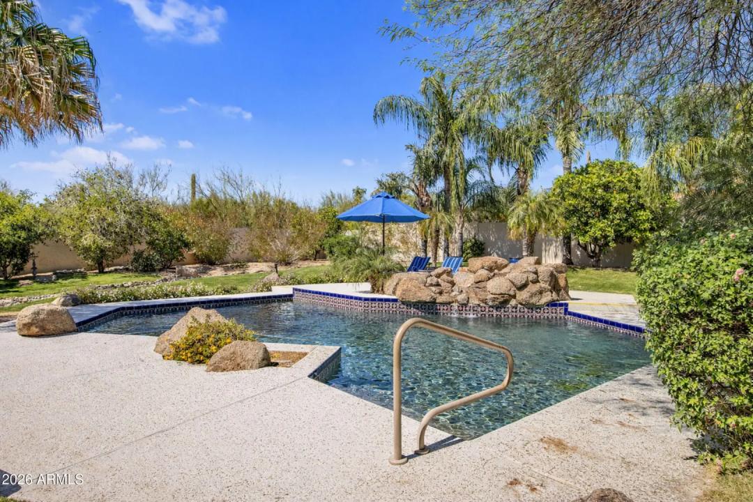 Real Estate Picture 33