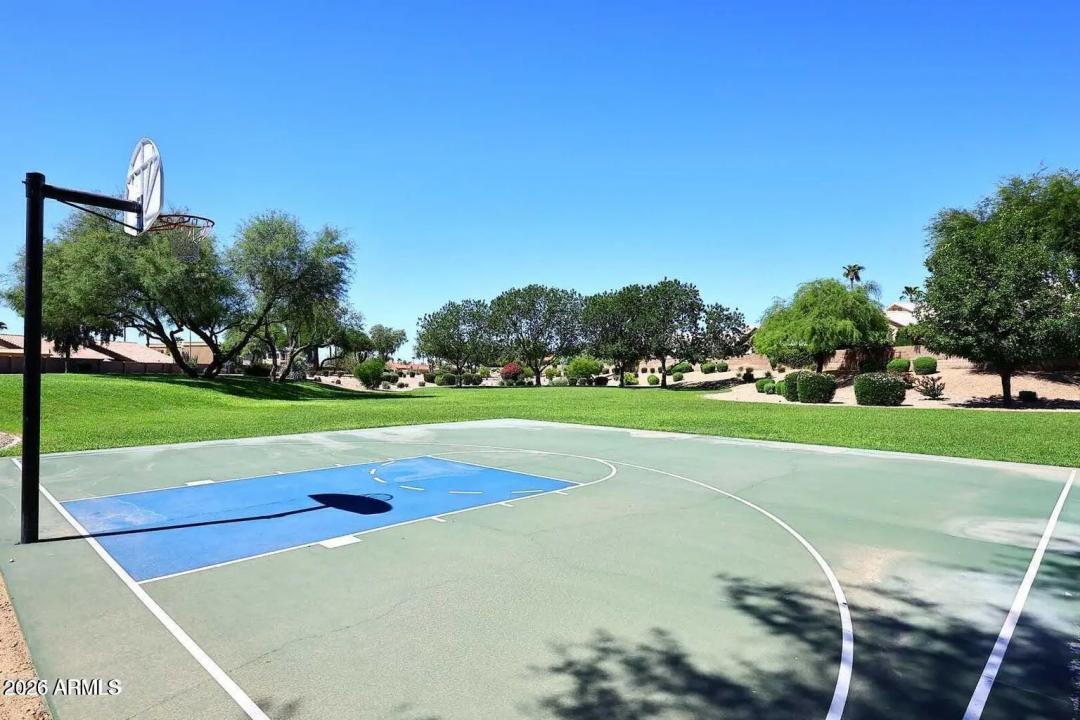Real Estate Picture 50