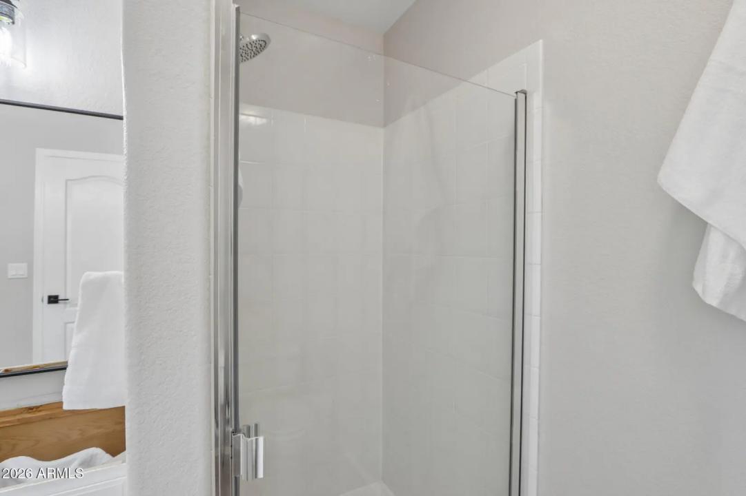 Real Estate Picture 24