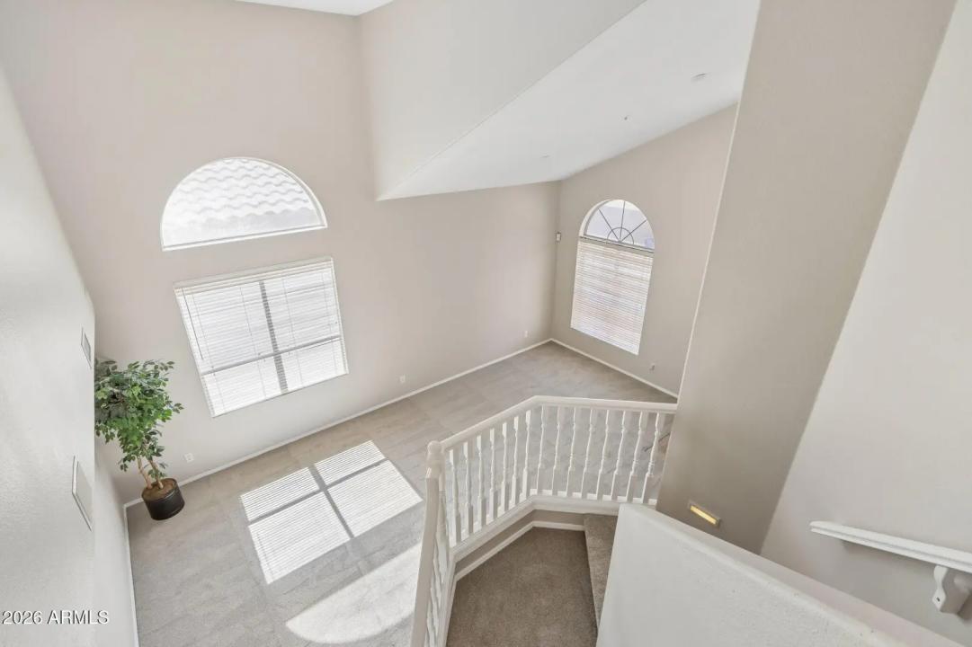 Real Estate Picture 17
