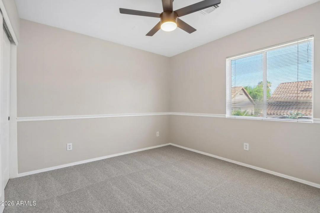 Real Estate Picture 26