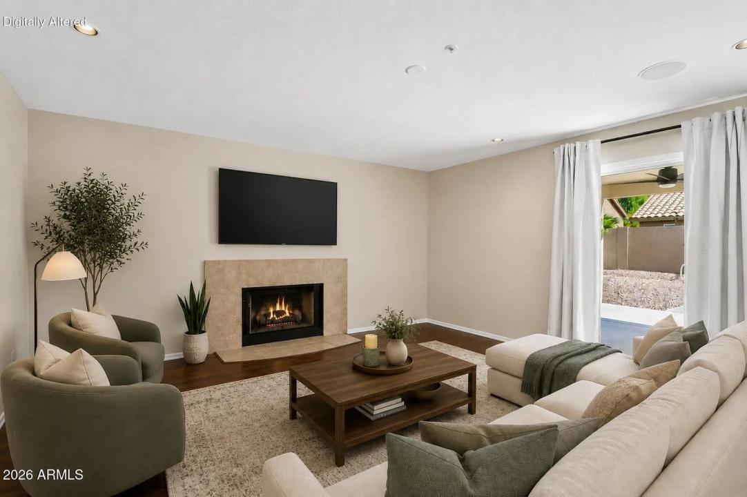 Real Estate Picture 13