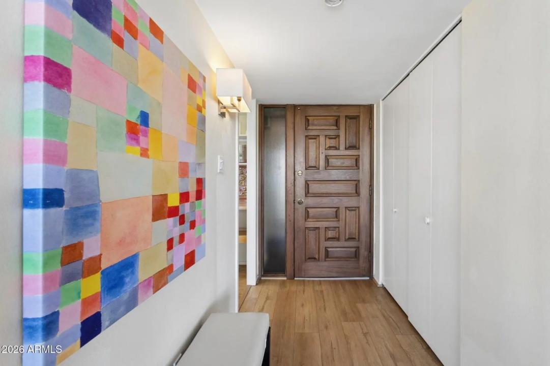 Real Estate Picture 3