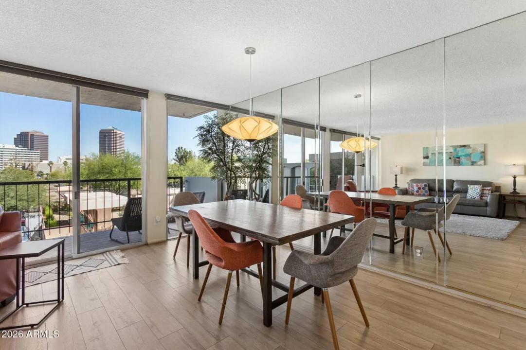 Real Estate Picture 14