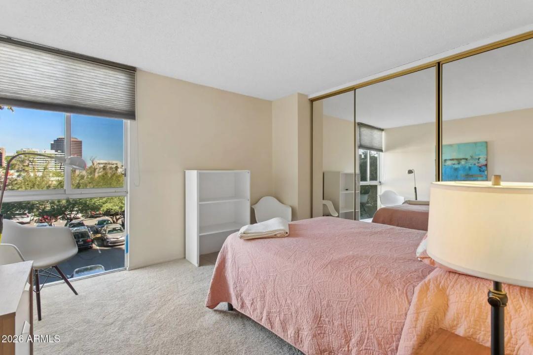 Real Estate Picture 21