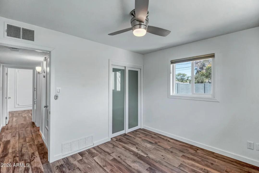 Real Estate Picture 29