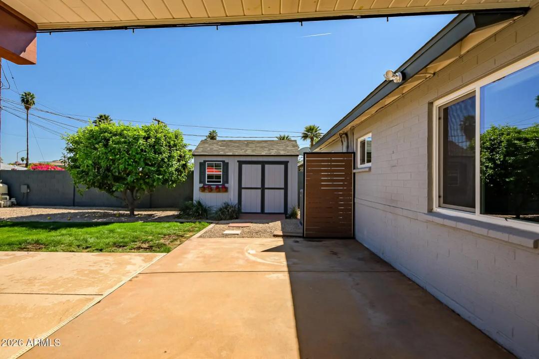 Real Estate Picture 21