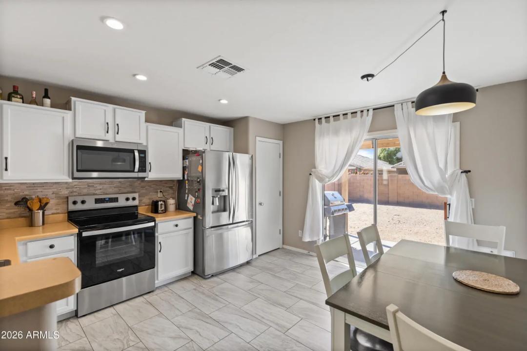 Real Estate Picture 2