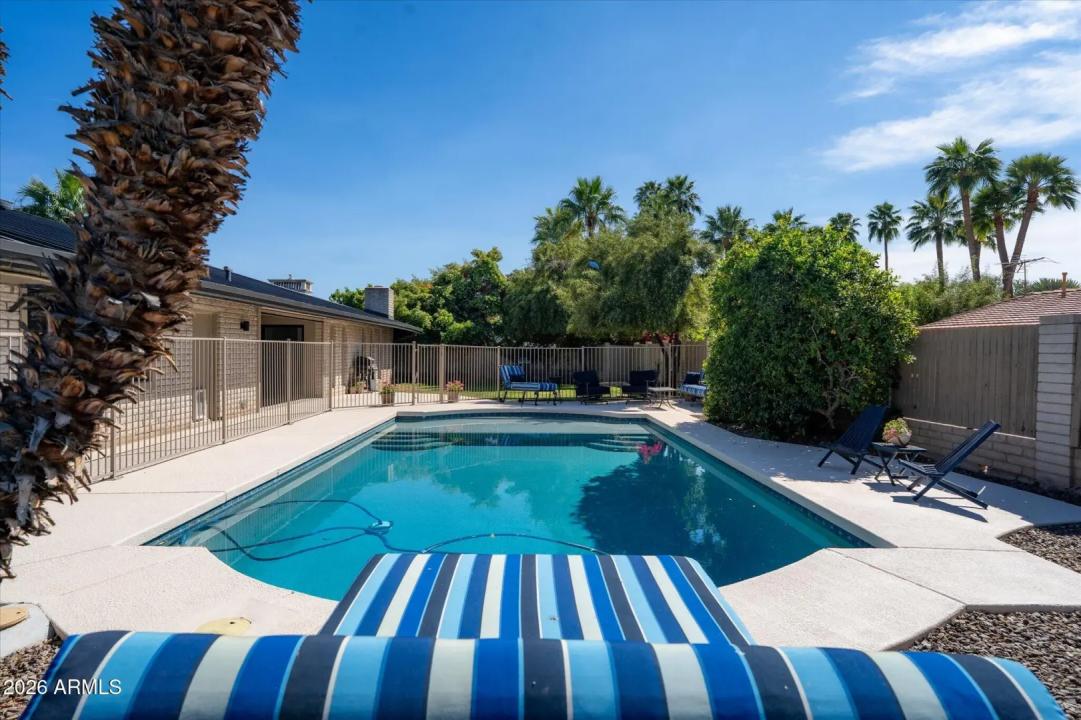 Real Estate Picture 38