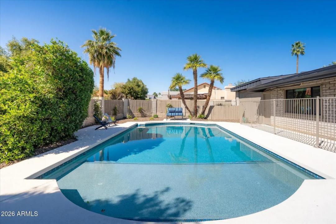 Real Estate Picture 40