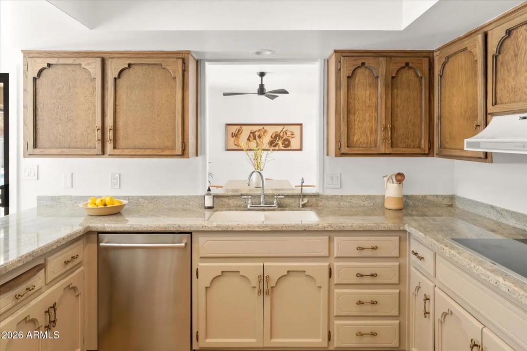 Real Estate Picture 22