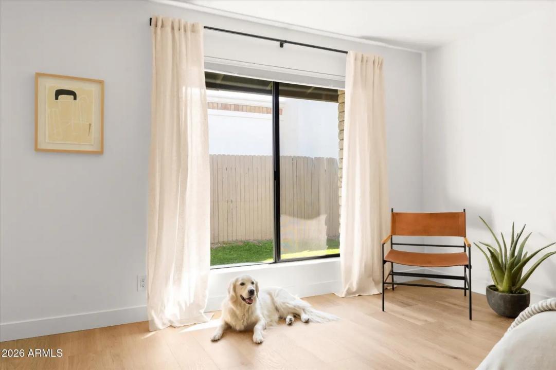 Real Estate Picture 15