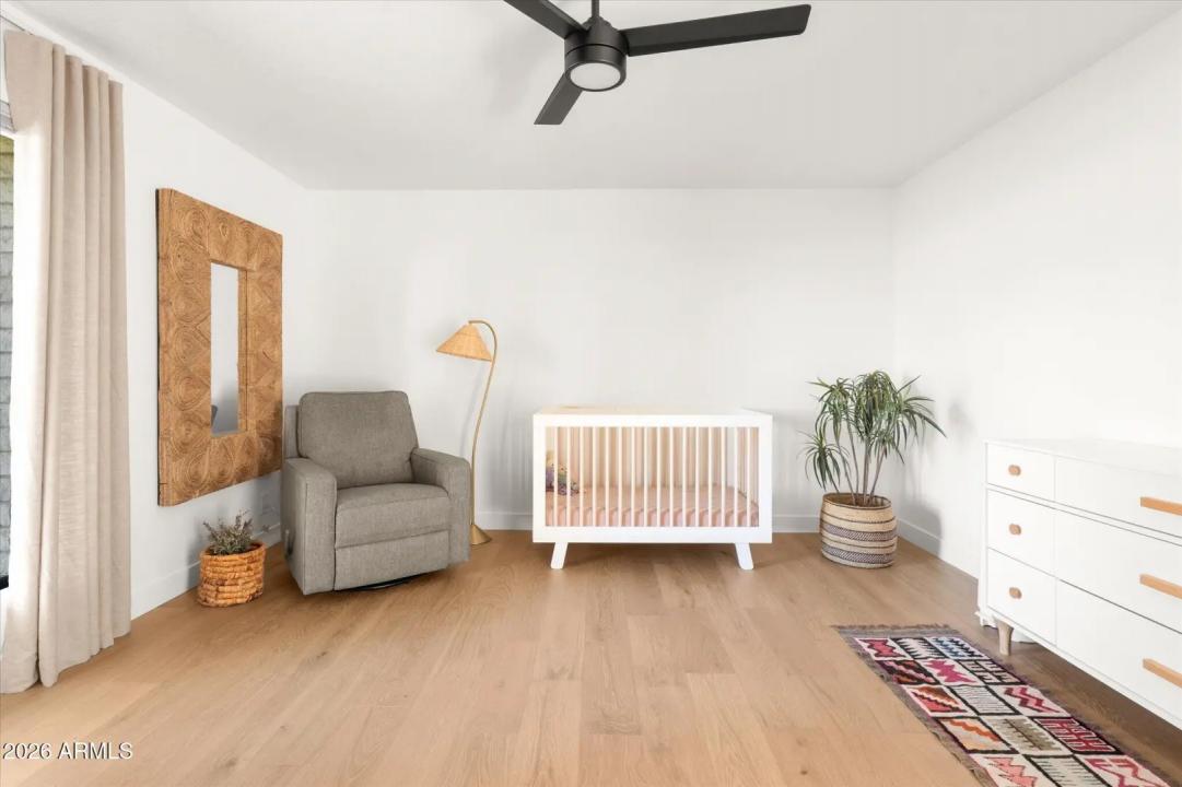 Real Estate Picture 26