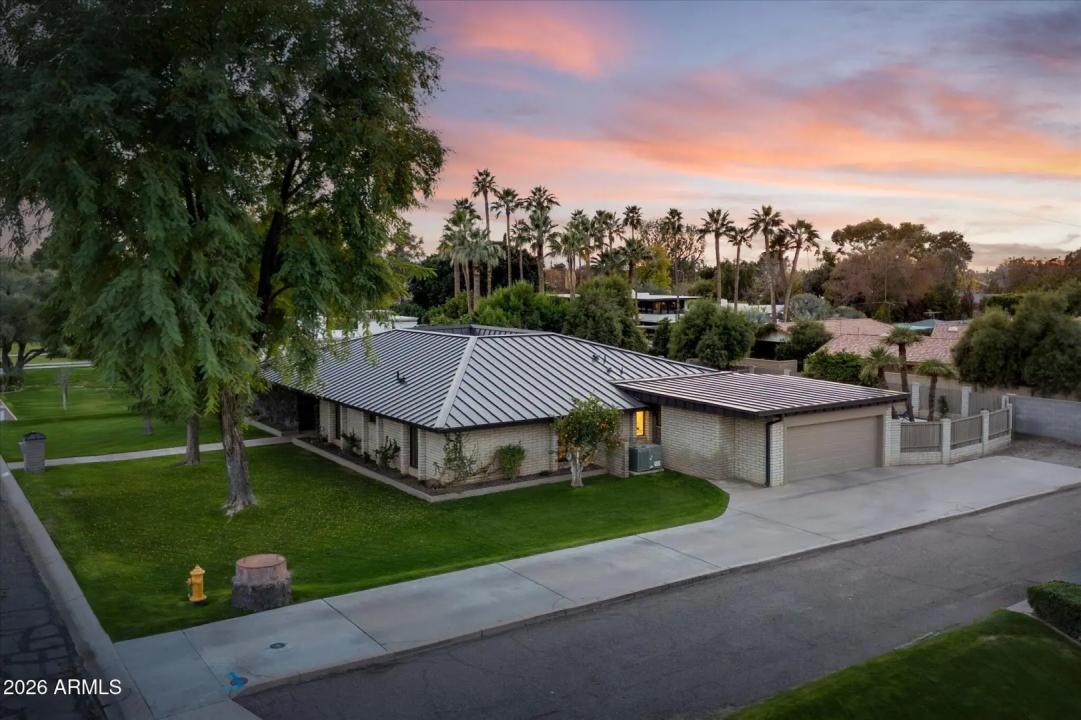 Real Estate Picture 2