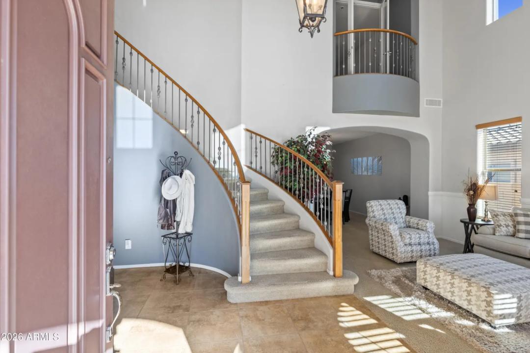 Real Estate Picture 17