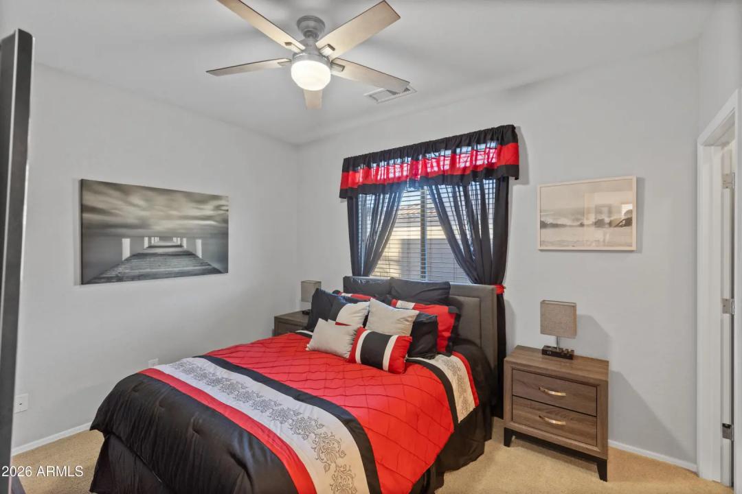 Real Estate Picture 28