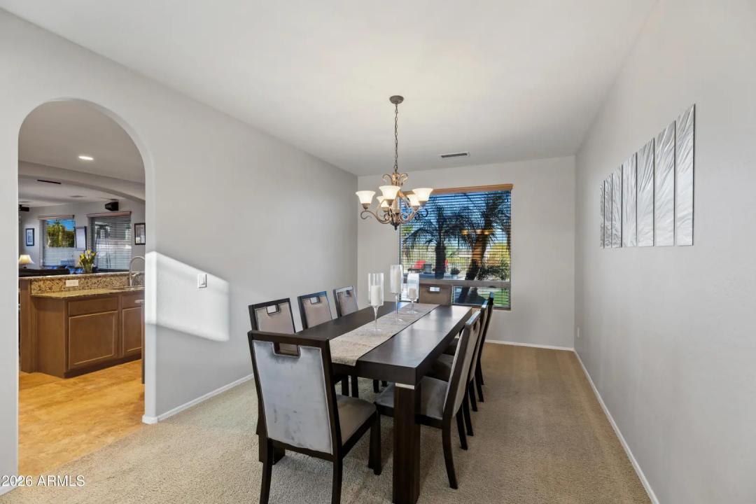 Real Estate Picture 32