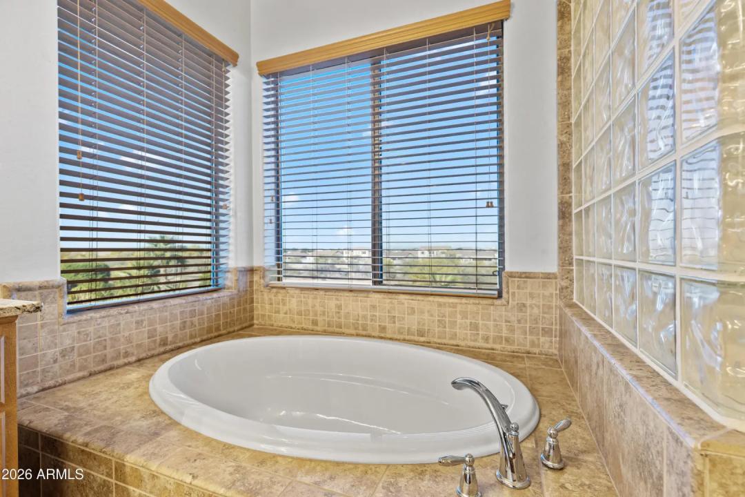 Real Estate Picture 41