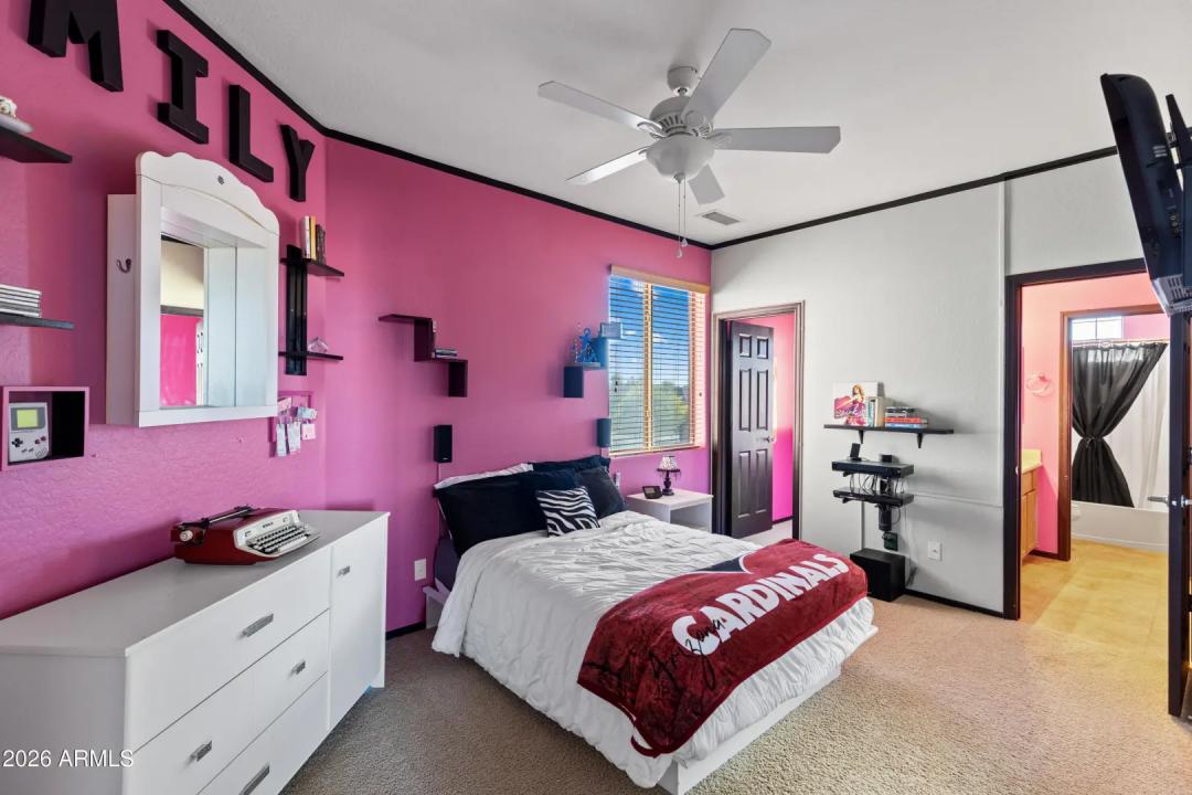 Real Estate Picture 44