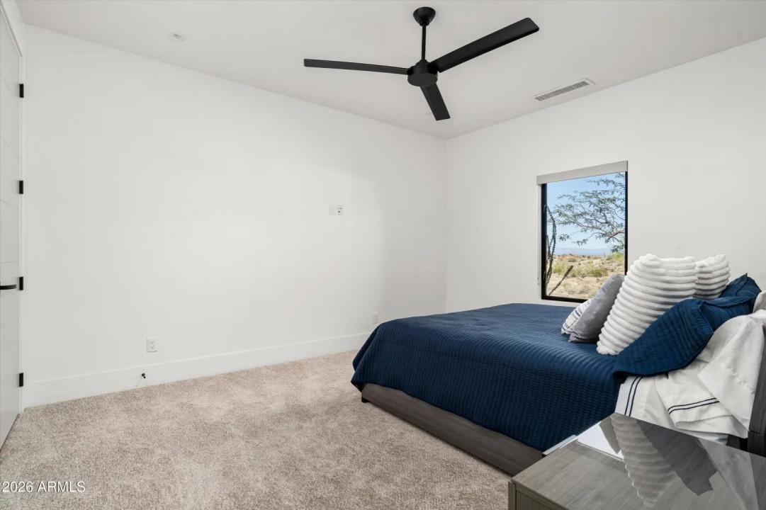 Real Estate Picture 28