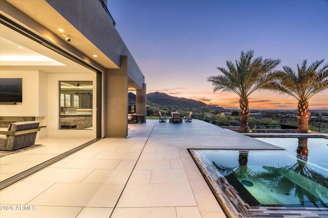 Real Estate Picture 42